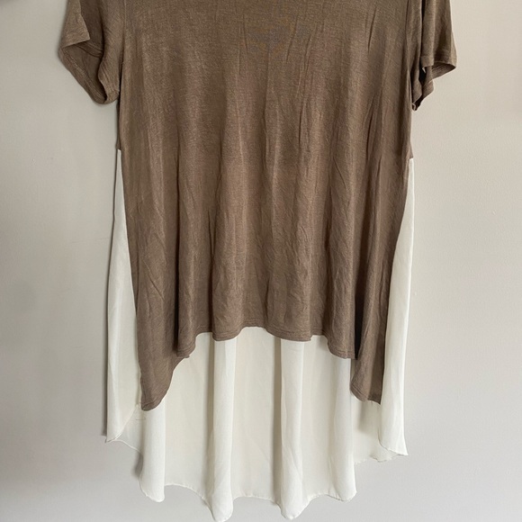 Unique, Dressy T-shirt.Back design is long w train - Picture 9 of 11